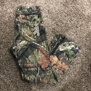 NWOT Mossy Oak Pants